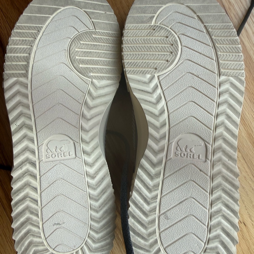 Sorel Ona Ave T‑Toe Women's Sneaker — Black/Cream - Picture 5 of 6
